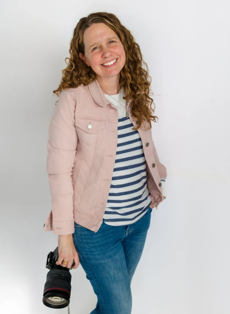 Portrait of EK Simmons Photography owner Elizabeth Simmons