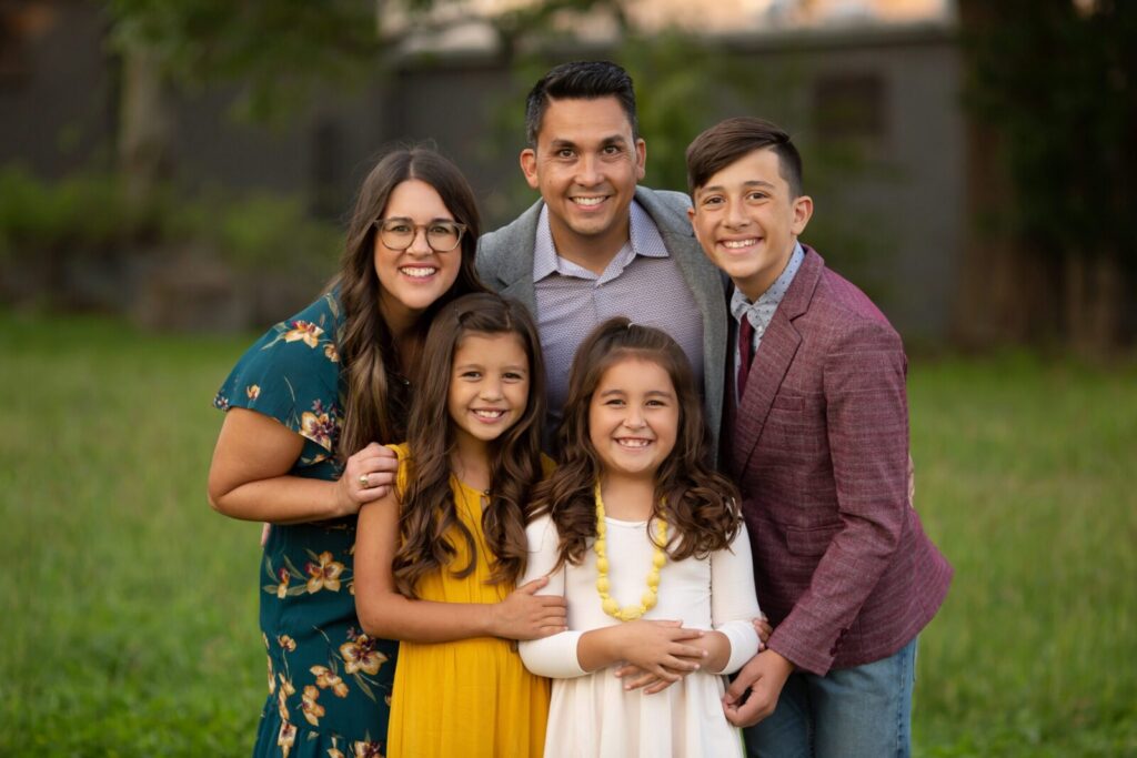 Family portrait by Lauren Melissari & Sarah Burns Photography